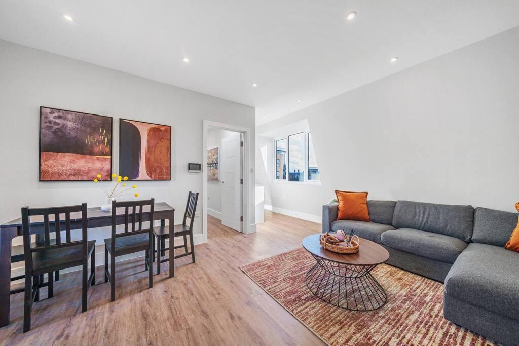 Tranquil 2-Bed Oasis In Tooting 20 Min To Central Apartment Londra Exterior foto